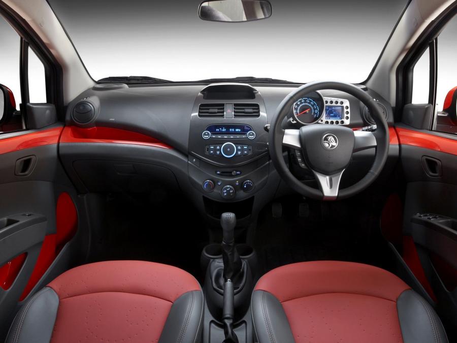  Holden Barina Spark 2010 года  (фото 36 из 40)